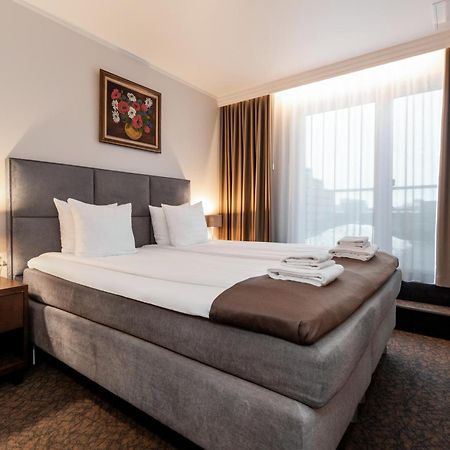 Adoryal Hotell 塔林 外观 照片