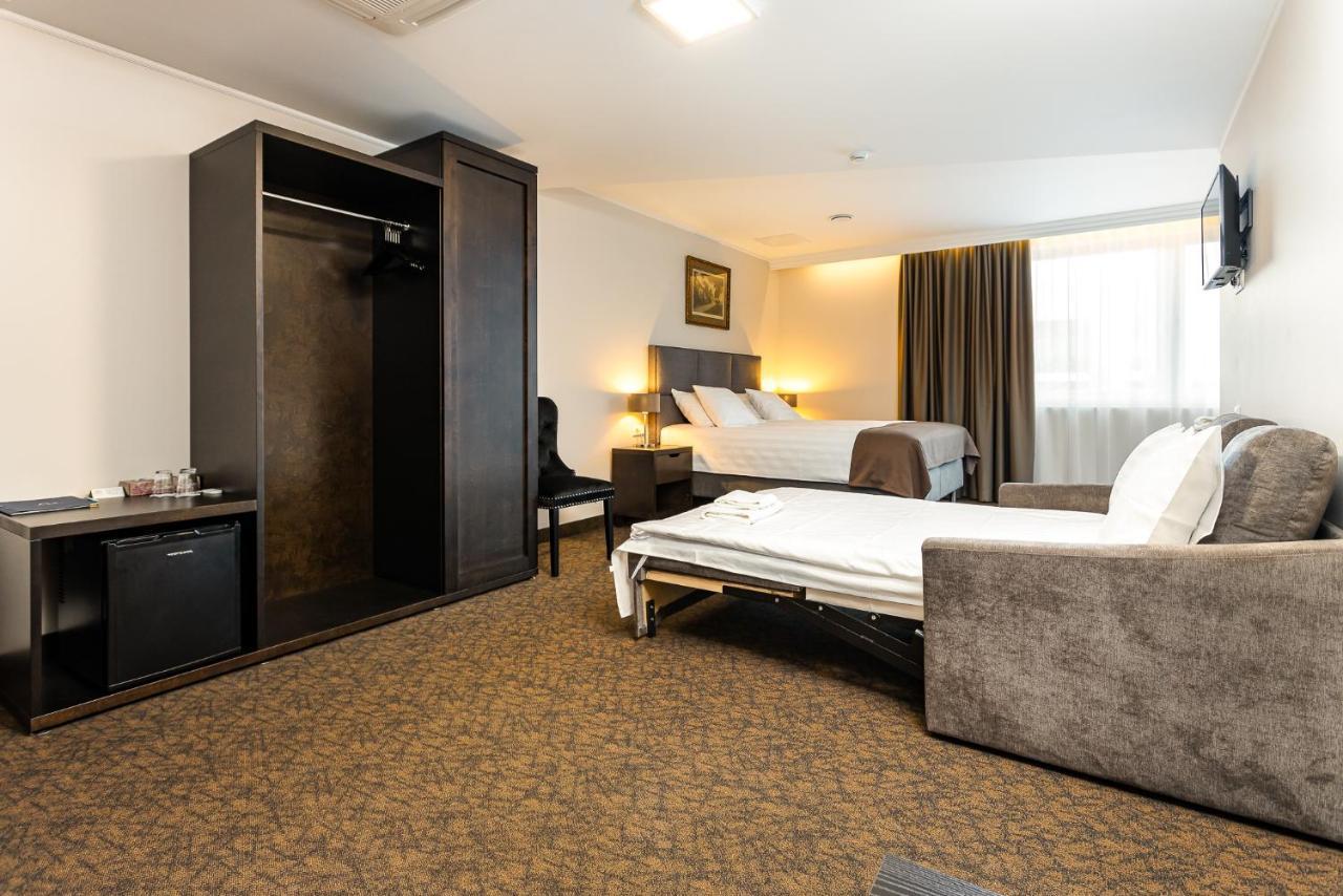 Adoryal Hotell 塔林 外观 照片