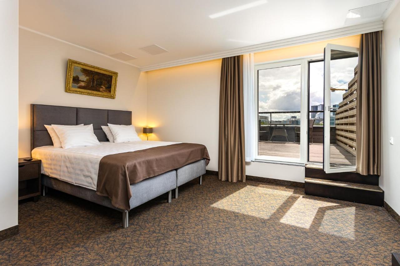 Adoryal Hotell 塔林 外观 照片