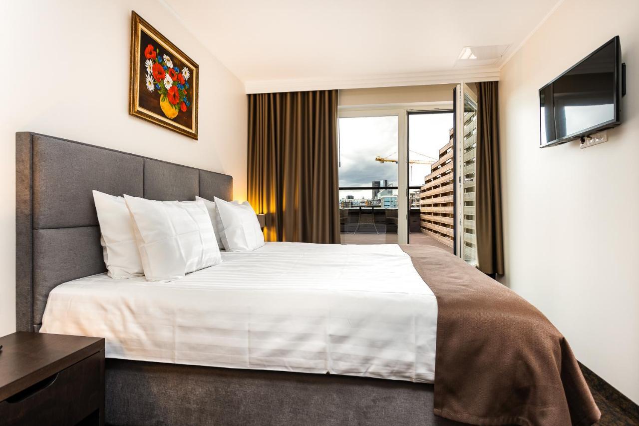 Adoryal Hotell 塔林 外观 照片