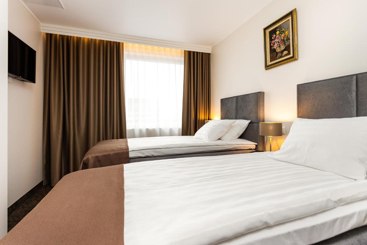 Adoryal Hotell 塔林 外观 照片
