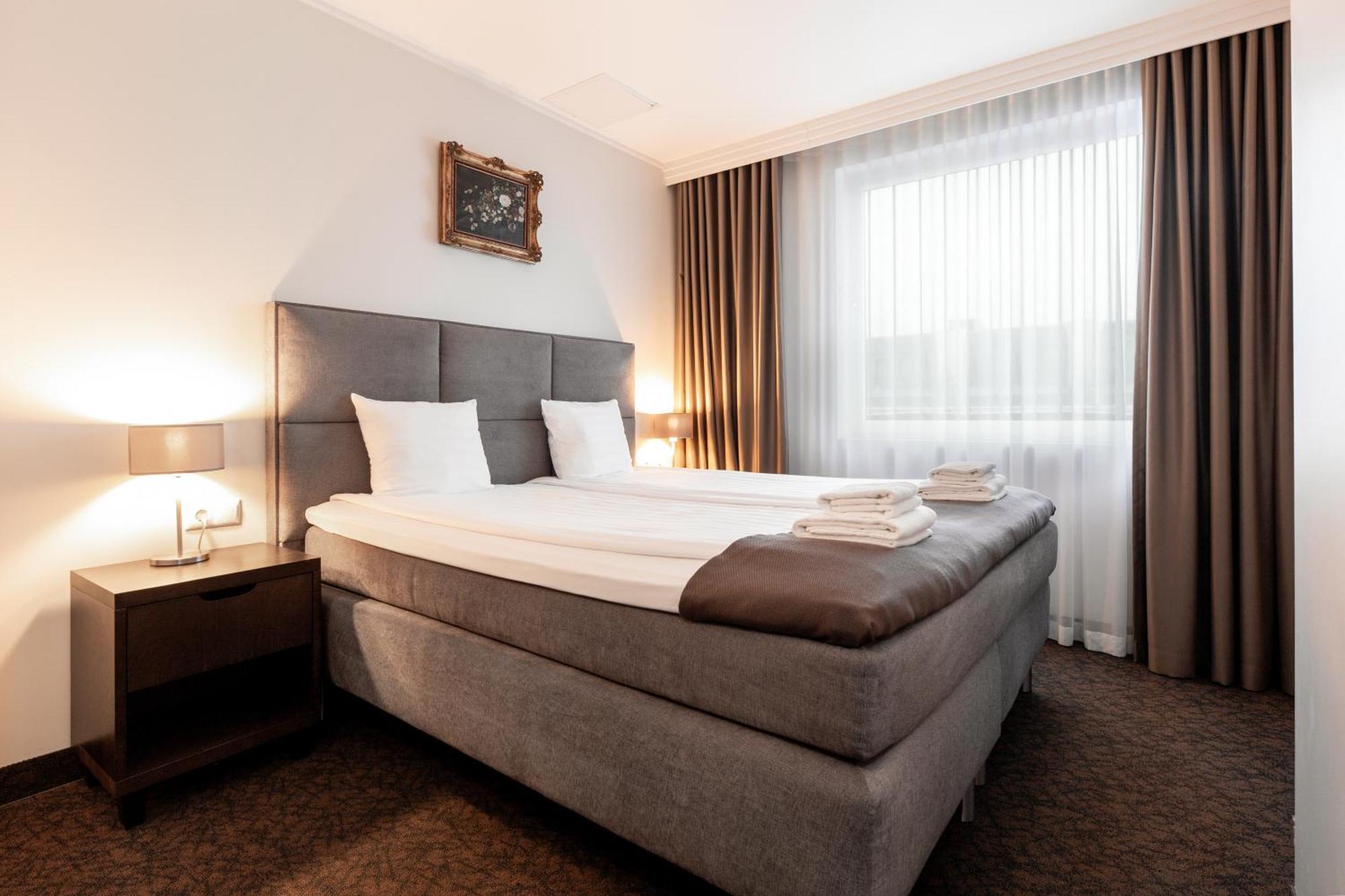 Adoryal Hotell 塔林 外观 照片