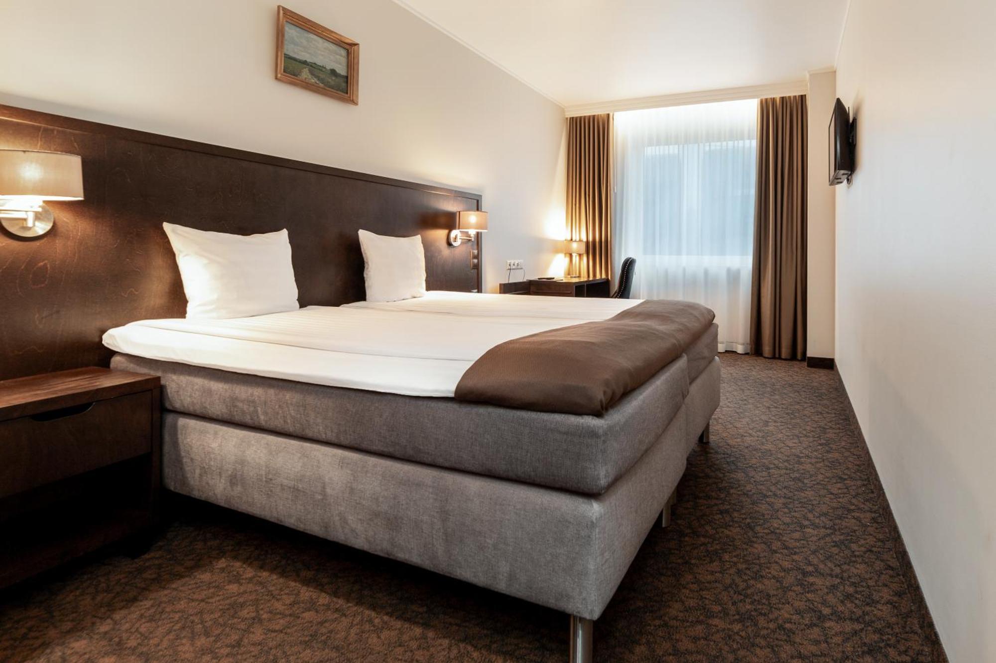 Adoryal Hotell 塔林 外观 照片